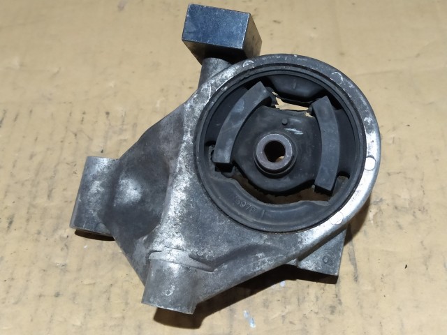 Подушка ДВС NISSAN Cefiro VQ20-DE