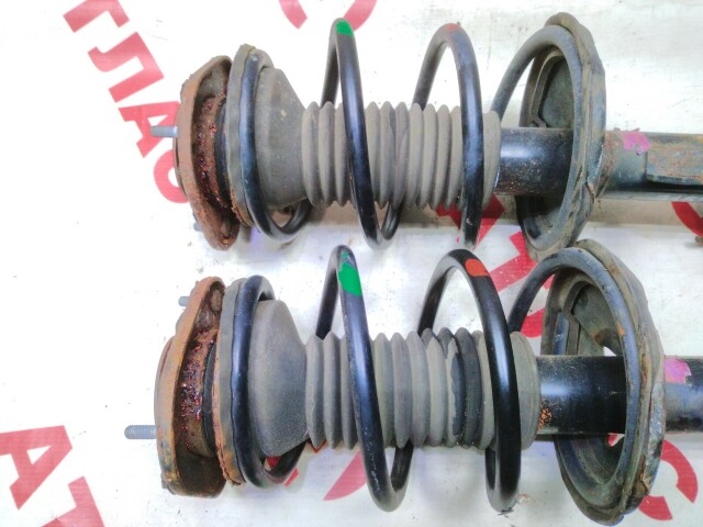 Стойка TOYOTA Avensis 