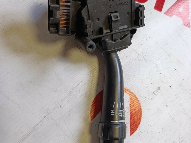 Гитара руля TOYOTA Avensis 