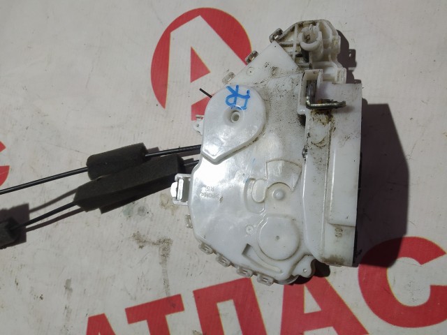 Замок двери HONDA Accord 