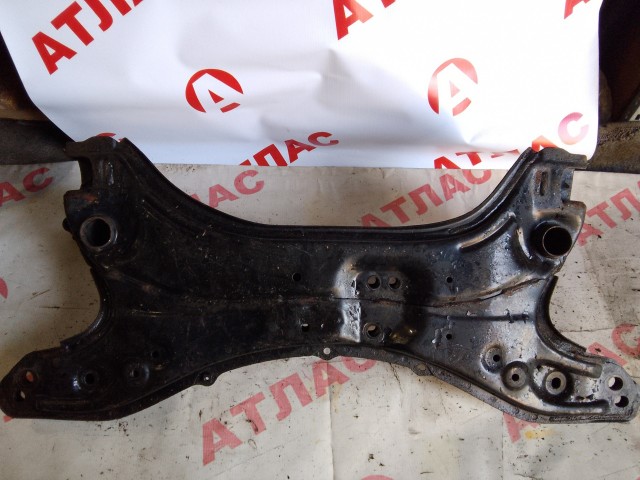 Балка поперечная TOYOTA Ist 