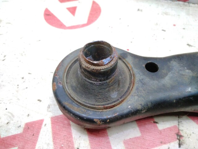 Рычаг TOYOTA Caldina 