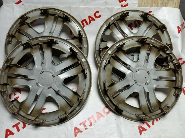 Колпак на колесо TOYOTA - 