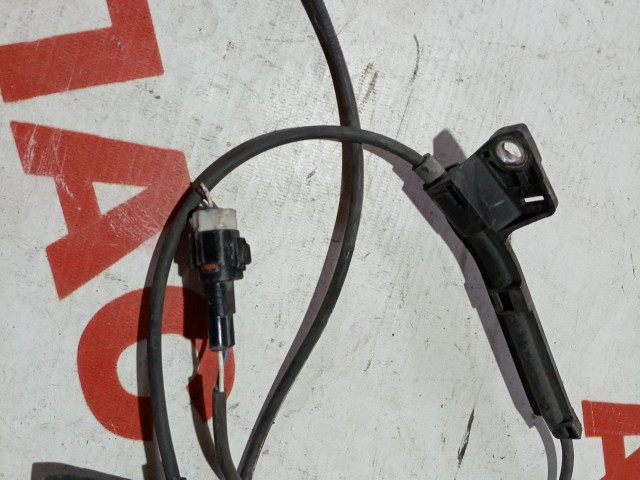 Датчик ABS TOYOTA Avensis 