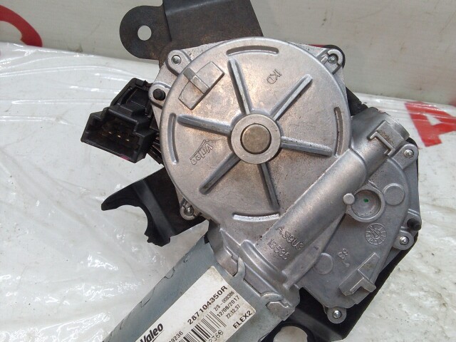 Моторчик двери багажника RENAULT Duster 