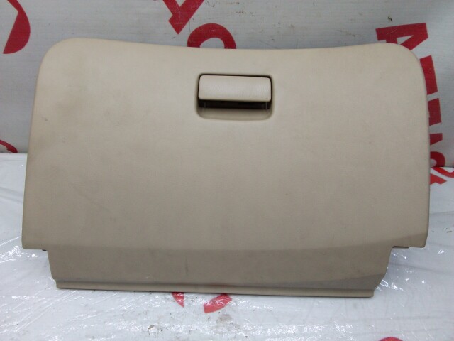 Бардачок NISSAN Bluebird Sylphy 