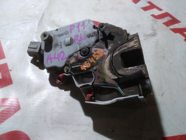 Замок двери NISSAN Primera 