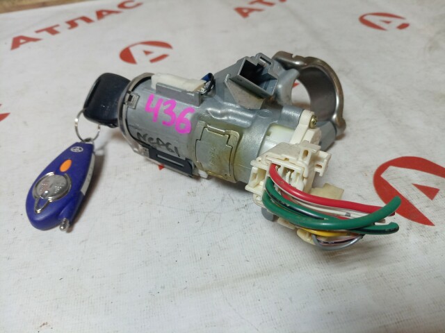 Замок зажигания TOYOTA Ist 