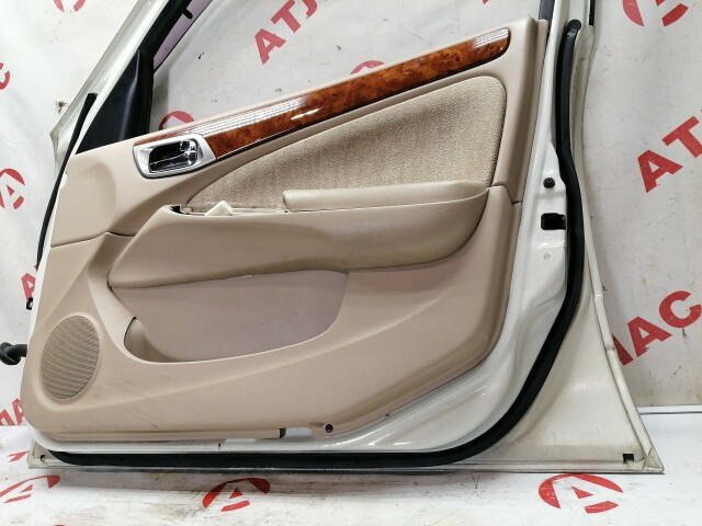 Дверь NISSAN Bluebird Sylphy 