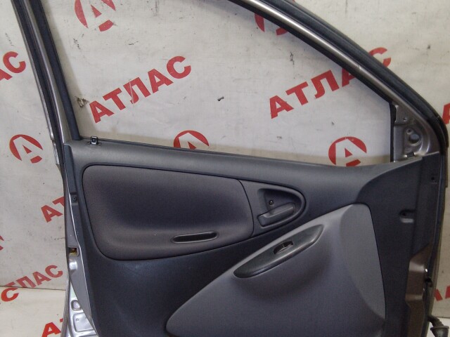 Дверь TOYOTA Vitz 