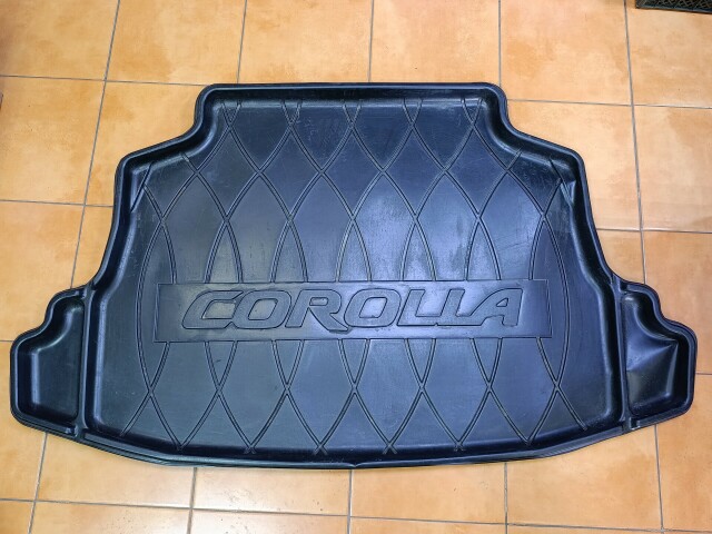 Коврик в багажник TOYOTA Corolla 