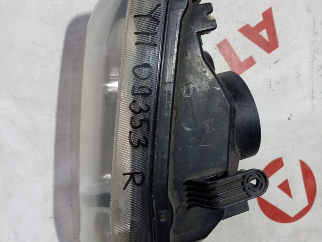 Фара NISSAN Wingroad 