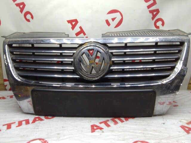 Решетка радиатора VOLKSWAGEN Passat 