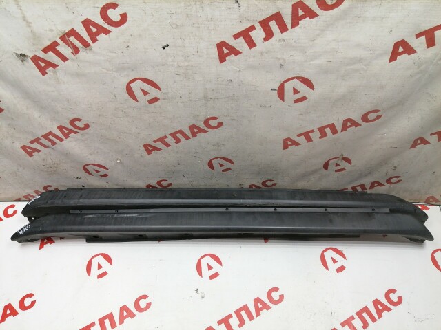 Накладка порога TOYOTA Ist 