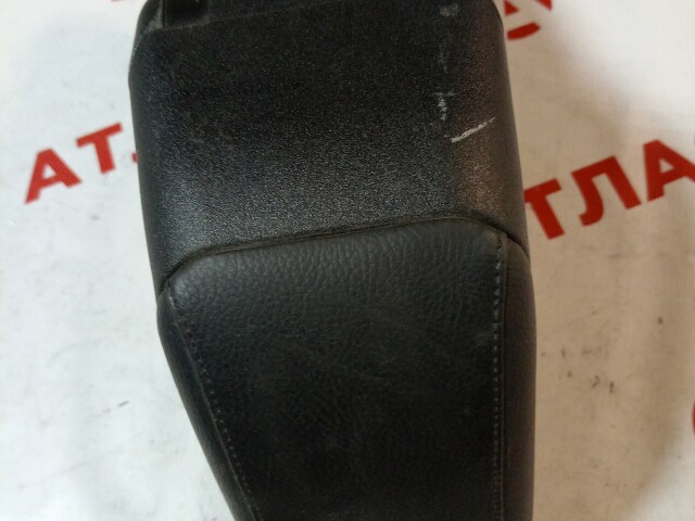 Подлокотник RENAULT Duster 